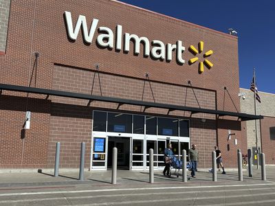 Walmart lays off hundreds of employees and requires others to relocate