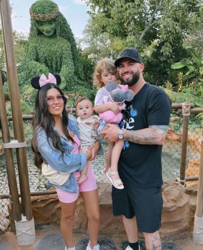 Tomás Nido And Family Enjoy Magical Vacation At Disneyland