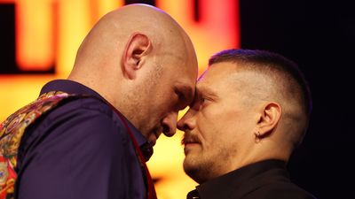 How to watch Fury vs Usyk: live stream boxing online, fight card, start time, odds