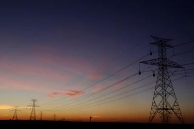 US Southwest And Texas Face Summer Power Shortfall Risk