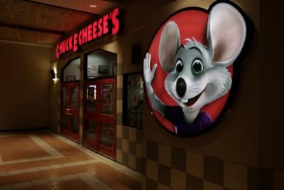 Chuck E. Cheese To Remove Animatronics From All Locations