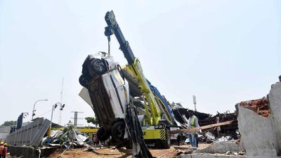 Mumbai hoarding collapse | Death toll rises to 16