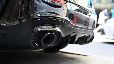 Fuel efficiency standards secured in Labor-Greens deal