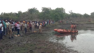 Four boys drown in tank near Alur in Hassan district