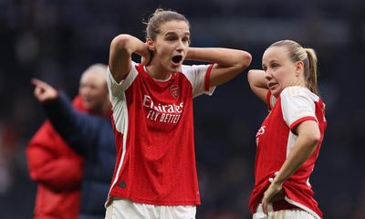 Why did Arsenal let Vivianne Miedema leave on a free at 27?