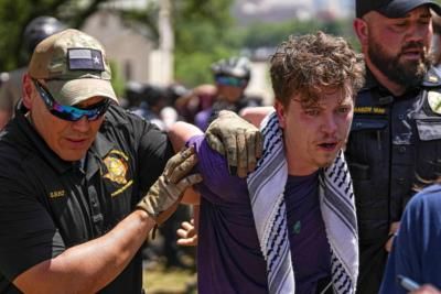 Chicago Police Clear Anti-Israel Encampment At Depaul University
