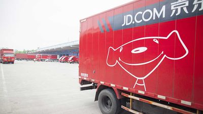 JD Stock Jumps As Sales Accelerate, Q1 Earnings Beat Expectations