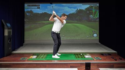 The Best Home Golf Simulation I Have Experienced - Golfzon Wave