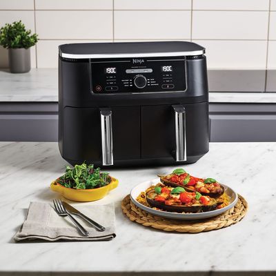 How much does it cost to run an air fryer? Do they save money?