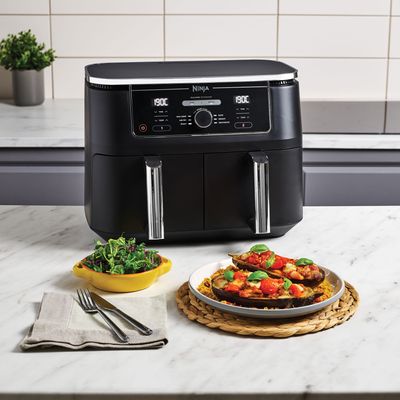 How much does it cost to run an air fryer? Do they save money?