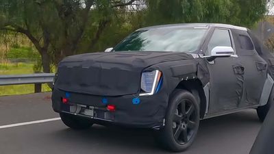 Kia EV9-Like Electric Pickup Truck Spotted Testing In The U.S.