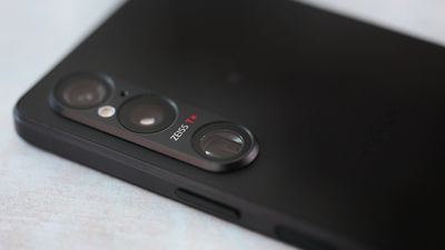 Sony Xperia 1 VI review: 85-170mm zoom meets class-leading macro