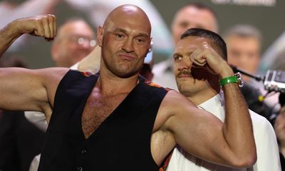 ‘I’ll say a prayer’: Fury and Usyk eschew trash talk before heavyweight battle