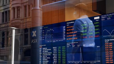Aust shares drop but chalk up another winning week