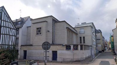 French police shoot dead man trying to set fire to Rouen synagogue