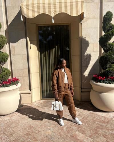 Sloane Stephens Stuns In Stylish Brown Ensemble With White Purse