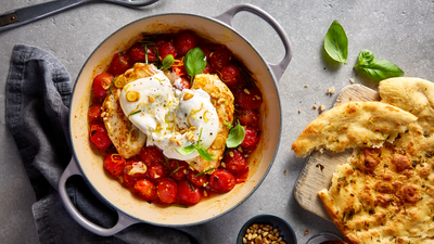 This deliciously simple chicken supper is perfect for summer evenings