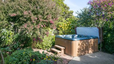 What do you need to know before you buy a hot tub? 6 key considerations