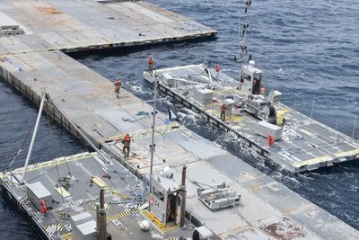 US aid enters Gaza through pier