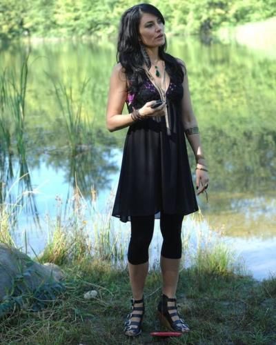 Exploring The Behind-The-Scenes Magic Of Mädchen Amick's Latest Movie