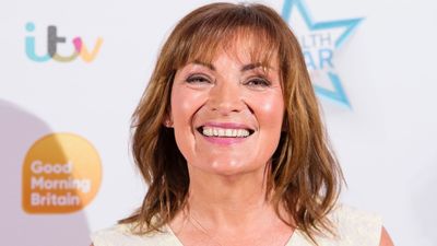 We can't get enough of this white summer dress - and Lorraine Kelly approves too