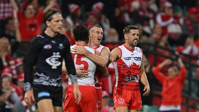 Soaraway Swans boosted by shared scoring load