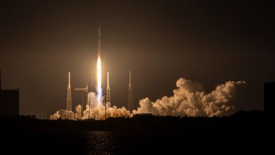 SpaceX Falcon 9 rocket launches Starlink satellites on record 21st flight (video)