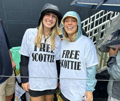 Free enterprise (and #freescottie) alive and well as Scottie Scheffler T-shirts take off at PGA Championship