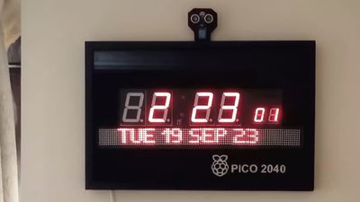 Two Raspberry Pi Picos power this sleek dual clock with an LED matrix