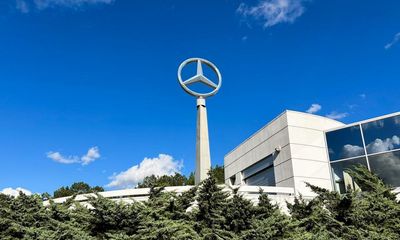 Blow to UAW as Mercedes workers in Alabama vote against unionization