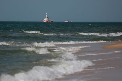 Humanitarian Aid Starts Reaching Gaza Through US-Built Pier