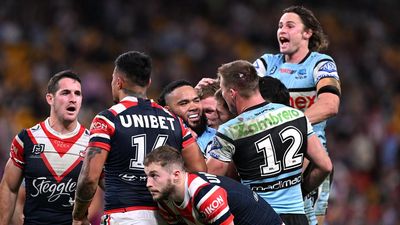 Hynes stars in win over Roosters to push Origin case
