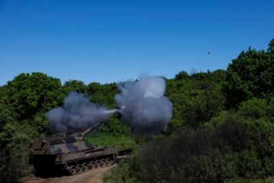 Ukraine Battles Russian Advance In Eastern Frontline Cities