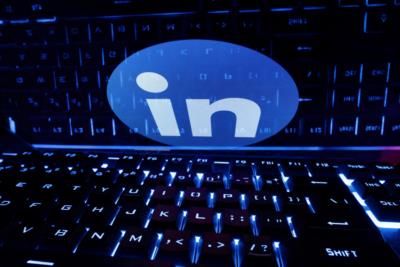 Linkedin Warns Of Rising Fake Job Scams Targeting Users