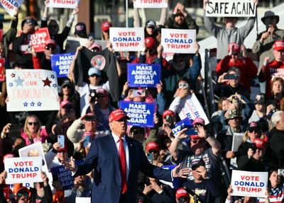 Trump to hold first New York rally in eight years