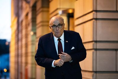 Arizona officials track down Giuliani