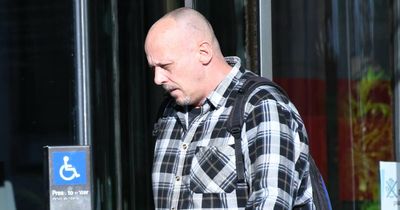 Video tape thief hands himself in to police 25 years later