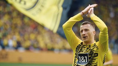 Dortmund hero Marco Reus buys beer for all the team's fans at his final Bundesliga game