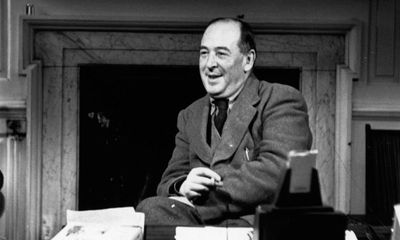 ‘Loud-mouthed bully’: CS Lewis satirised Oxford peer in secret poems