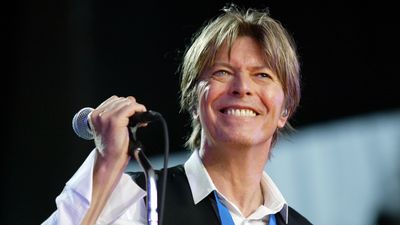 “What am I supposed to do? Kiss your ass?”: did Bowie really completely drag one of his own fans on a messageboard?