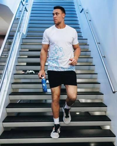 Aaron Judge's Effortlessly Cool Staircase Stroll