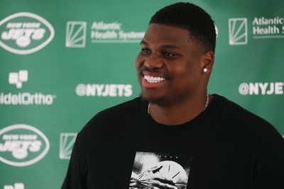 Quinnen Williams gets his high school jersey retired