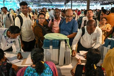 Business And Bollywood Votes In India Election