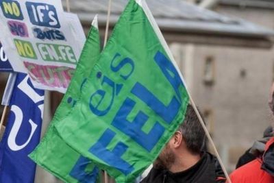 College lecturers across Scotland walk out in ongoing pay dispute