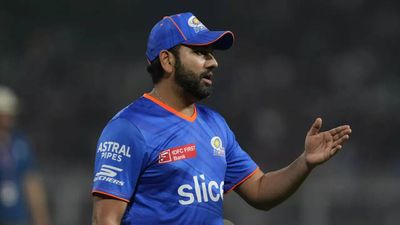 Amid Rohit Sharma's 'breach of privacy' accusation, host broadcaster says 'didn't broadcast private conversation'