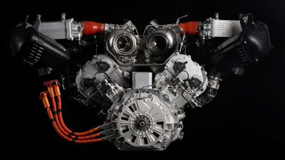 Lamborghini's New Twin-Turbo V-8 Makes 789 HP and Revs to 10,000 RPM