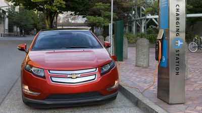 General Motors' Plug-In Hybrids Are Coming Back To The U.S. In 2027