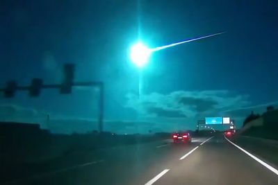 Comet Fragment Explodes, Illuminating Sky With Blue Fireball Over Spain And Portugal