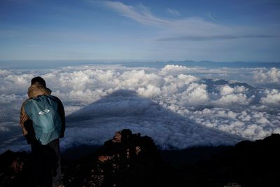 Japan forced to impose new rules to tackle overtourism at world-famous landmark