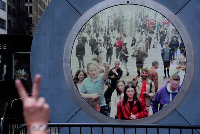 New York-Dublin video link is back up after shutdown for bad behavior